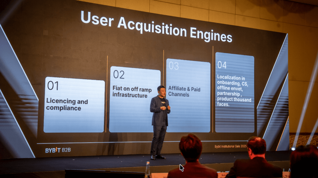 Ben Zhou dự đoán rằng sự khác biệt giữa 